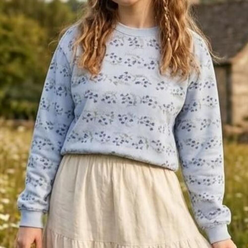 Blue Floral Crewneck Sweatshirt Size L (14-16) Vintage cottagecore grandmacore